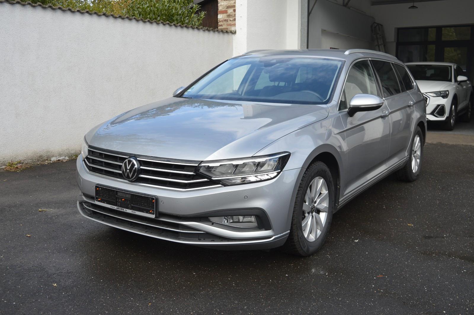 Volkswagen Passat Variant 147KW*STHZG*CAM*Massage*Insp-NEU*