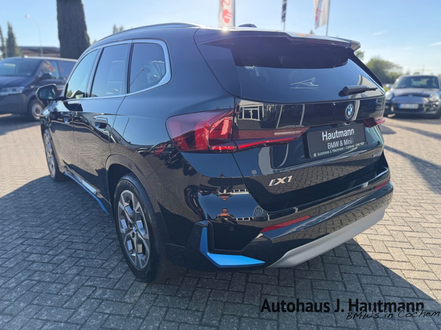 BMW iX1 30 xDrive xLine 1.HAND RFK e.SITZE H&K foto 4