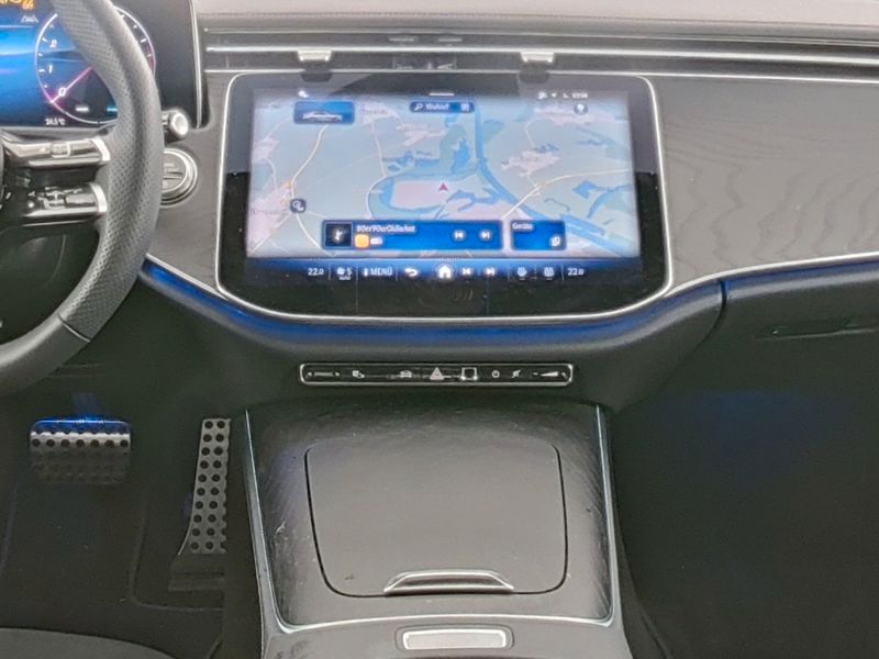 MERCEDES-BENZ E-Class 2025