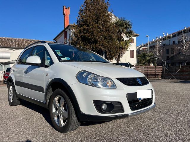 Suzuki SUZUKI SX4 1.6 16V 4WD Outdoor Line GLX UNICO PR