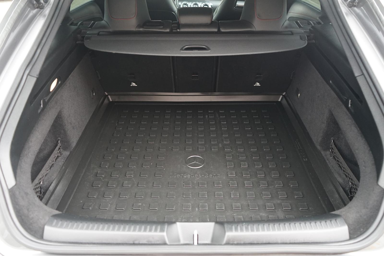 Mercedes-Benz CLA 220 SB AMG Line LED Navi Kamera Spurhalte