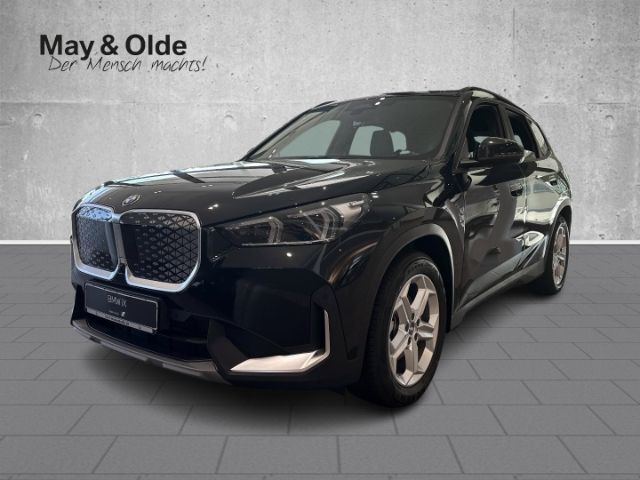 BMW iX1 eDrive20 : Neupreis 60.890,00