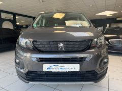 PEUGEOT Rifter 1.5 BlueHDi GT/2.HAND/PANO/CAM/NAVI/SHZ! PEUGEOT Rifter 1.5 BlueHDi GT/2.HAND/PANO/CAM/NAVI/SHZ!