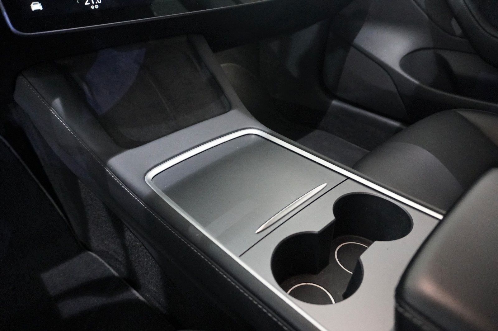 Fahrzeugabbildung Tesla Model 3 PERFORMANCE DUAL-MOTOR NAVI/LED/KAMERA