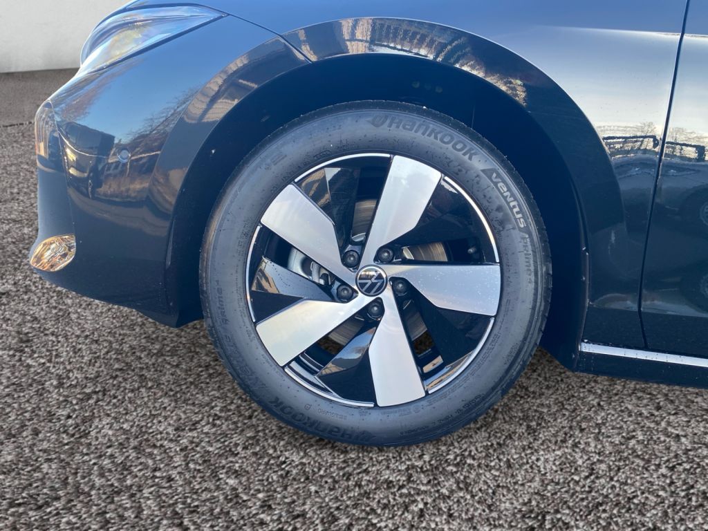 Fahrzeugabbildung Volkswagen Passat Variant 1.5 e-TSI DSG Business WR AHZV