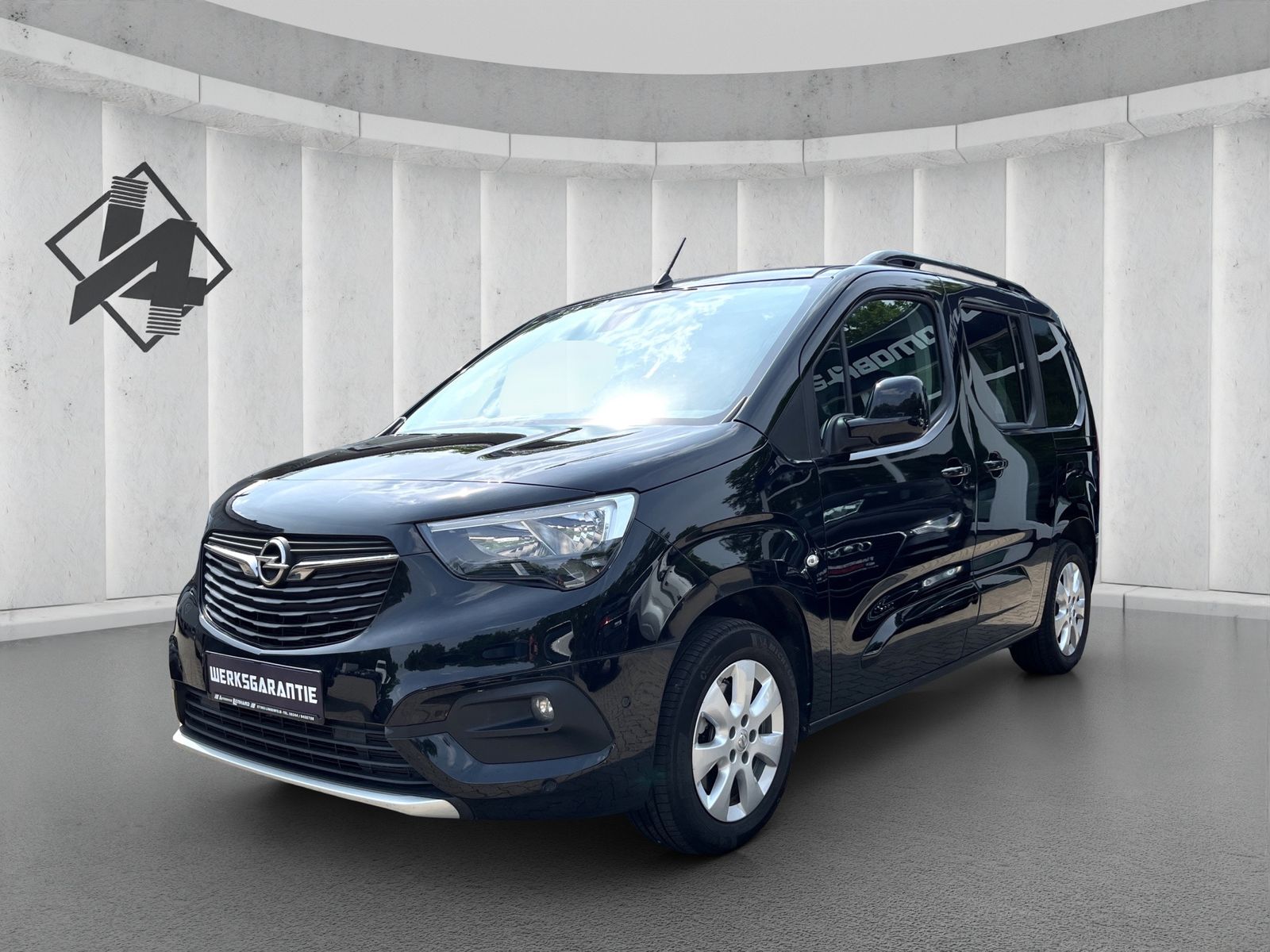 Fahrzeugabbildung Opel Combo Life - e Ultimate