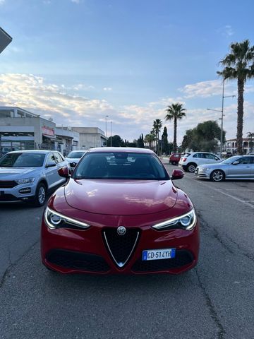 Alfa Romeo Stelvio 2.2 Turbodiesel 160 CV AT8 RW