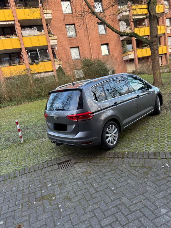 Image of Volkswagen Touran