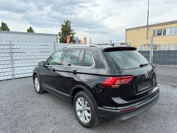 Volkswagen Tiguan - 5
