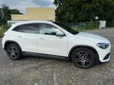 Mercedes-Benz GLA 220d 4MATIC/Progressive/LED/Leder/Head-Up - Mercedes-Benz GLA 220 in Köln