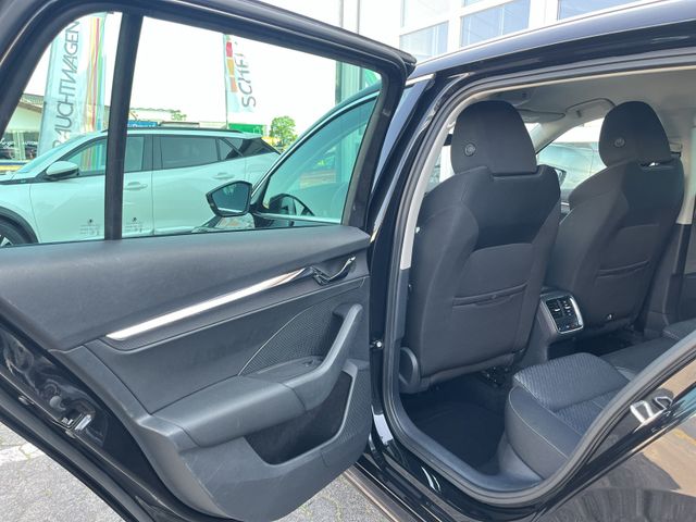 Octavia Combi First Edition 2.0 TDI DSG *ACC*NAV