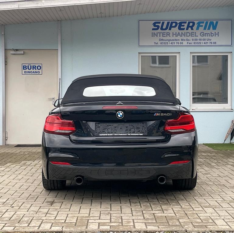 BMW M240i