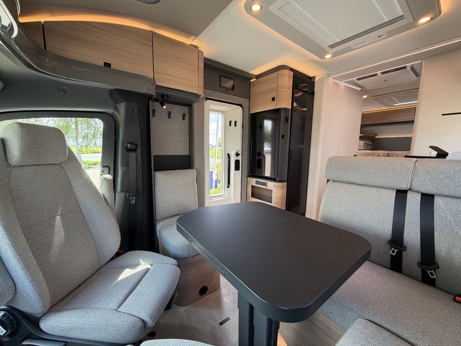 Fahrzeugabbildung HYMER / ERIBA / HYMERCAR B-Klasse MC-T 680 - 12.506€ Sparen!!!