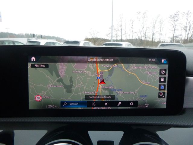 Fahrzeugabbildung Mercedes-Benz A 180 >AUT/NAVI/Sitzheiz/SR NEU<