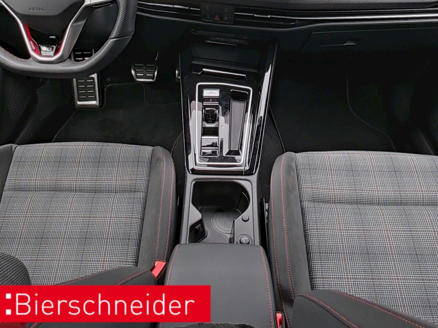 Volkswagen Golf GTI 8 2.0 TSI DSG BLACK STYLE AHK PANO NAVI foto 17