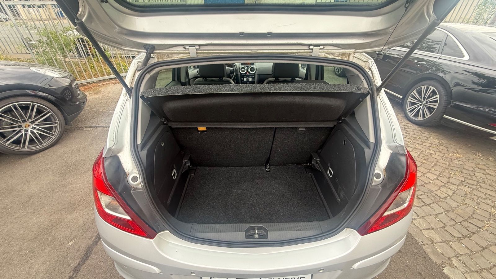 Fahrzeugabbildung Opel Corsa D Energy