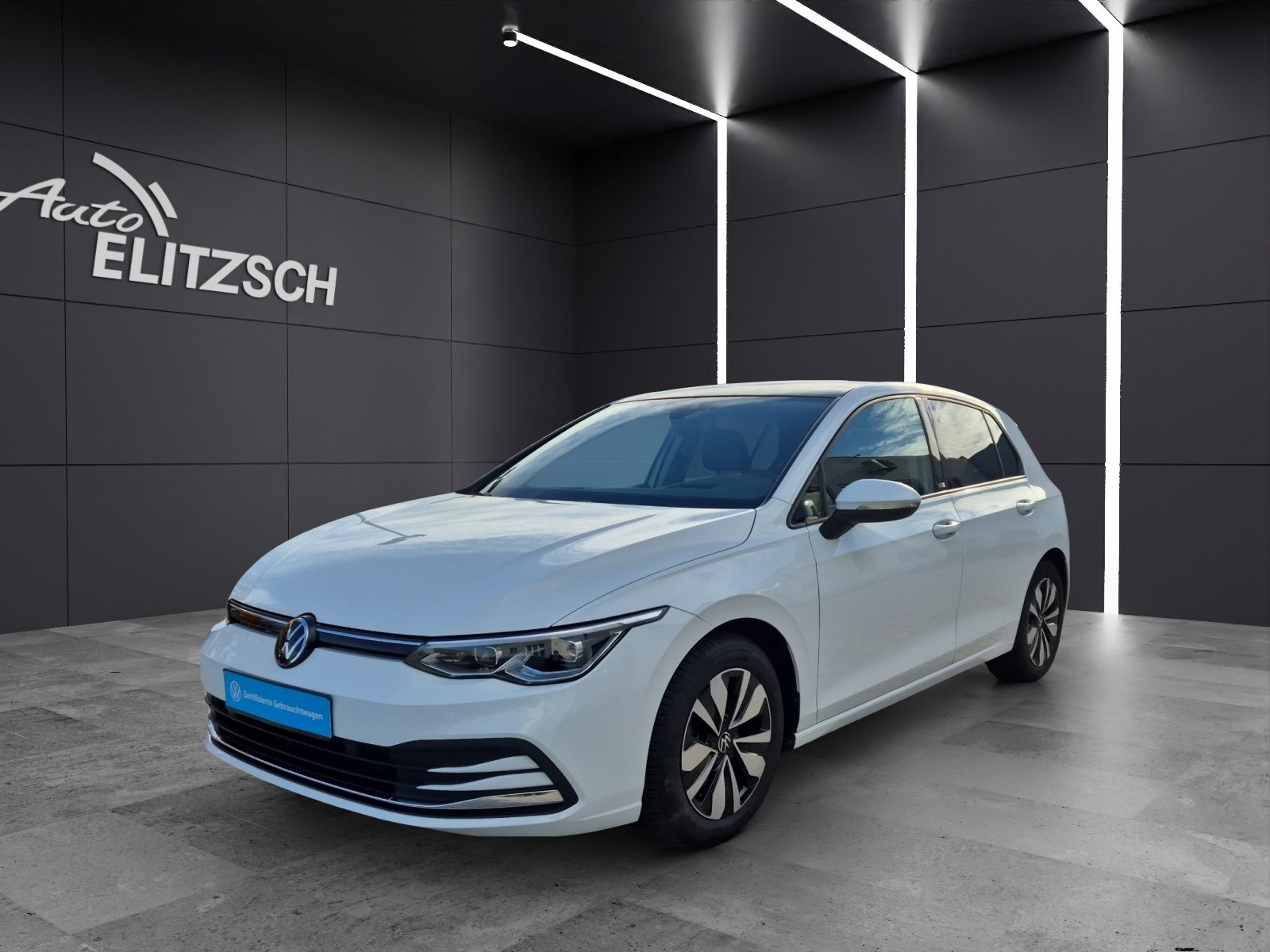 Fahrzeugabbildung Volkswagen Golf VIII TDI 1,99% DSG AHK PANORAMA Kamera HuD
