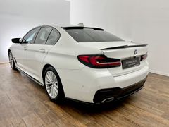 BMW 520i / M-PAKET EXCLUSIVE / 2.HD / NUR 53.tKM / BMW 520i / M-PAKET EXCLUSIVE / 2.HD / NUR 53.tKM /