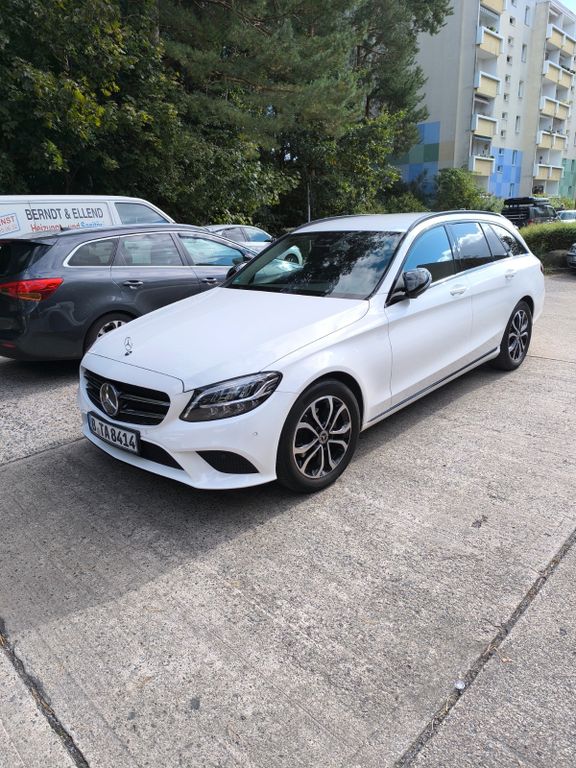 Image of Mercedes-Benz C 180