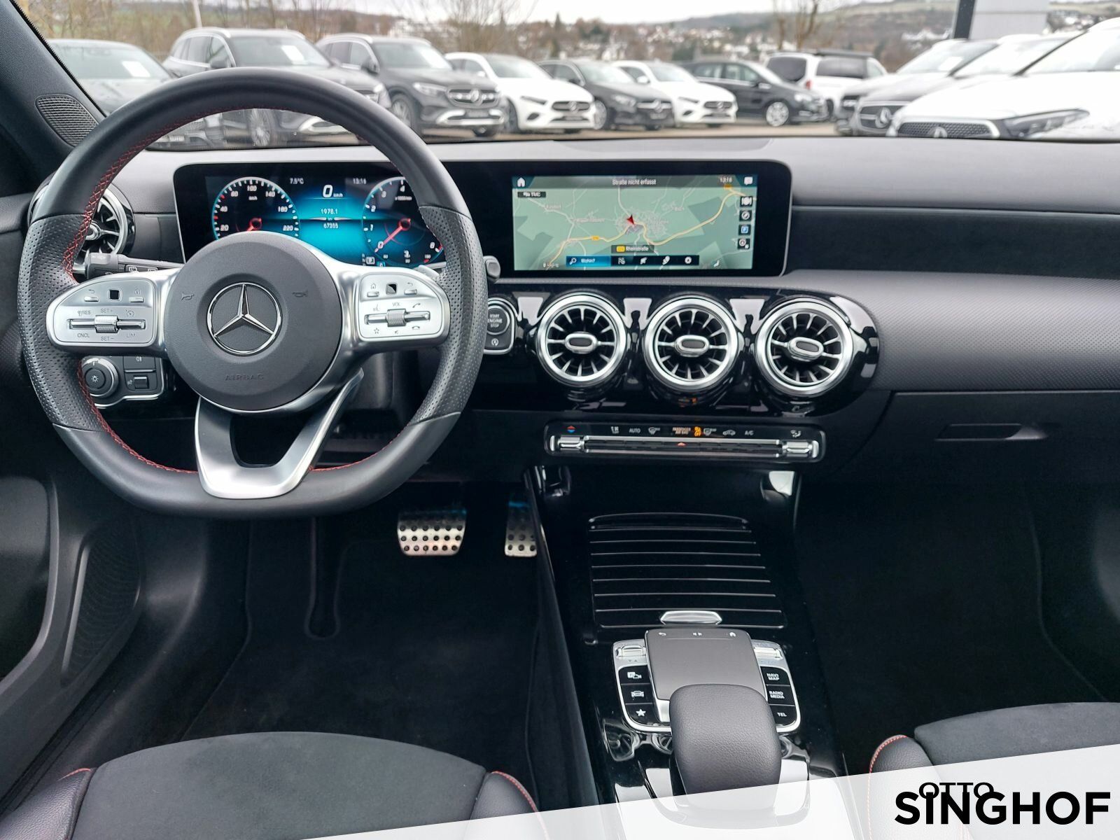 Fahrzeugabbildung Mercedes-Benz A 250 4matic AMG Pano+Night+LED+Rü Kam+Ambiente+