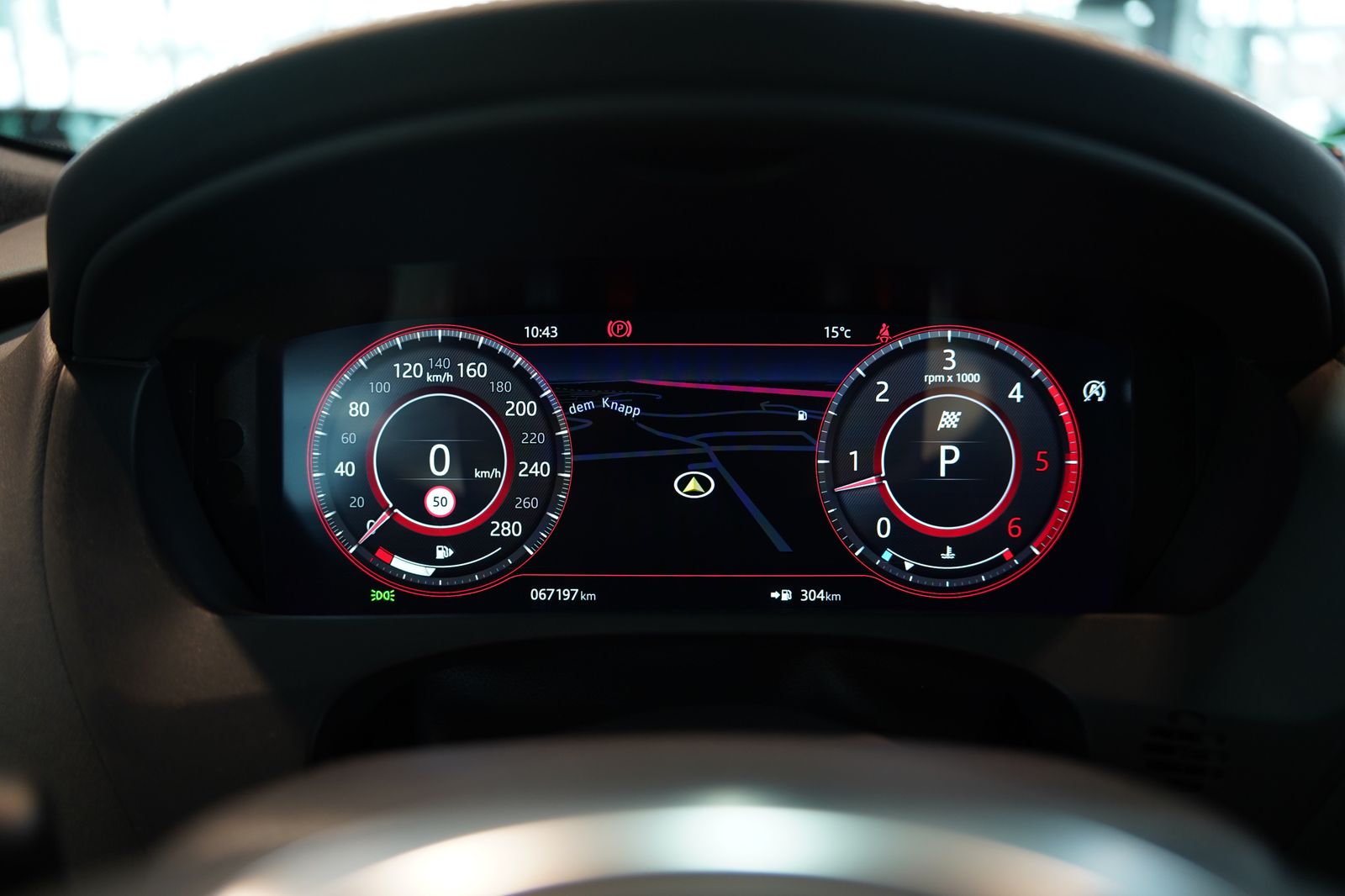 Jaguar F Pace