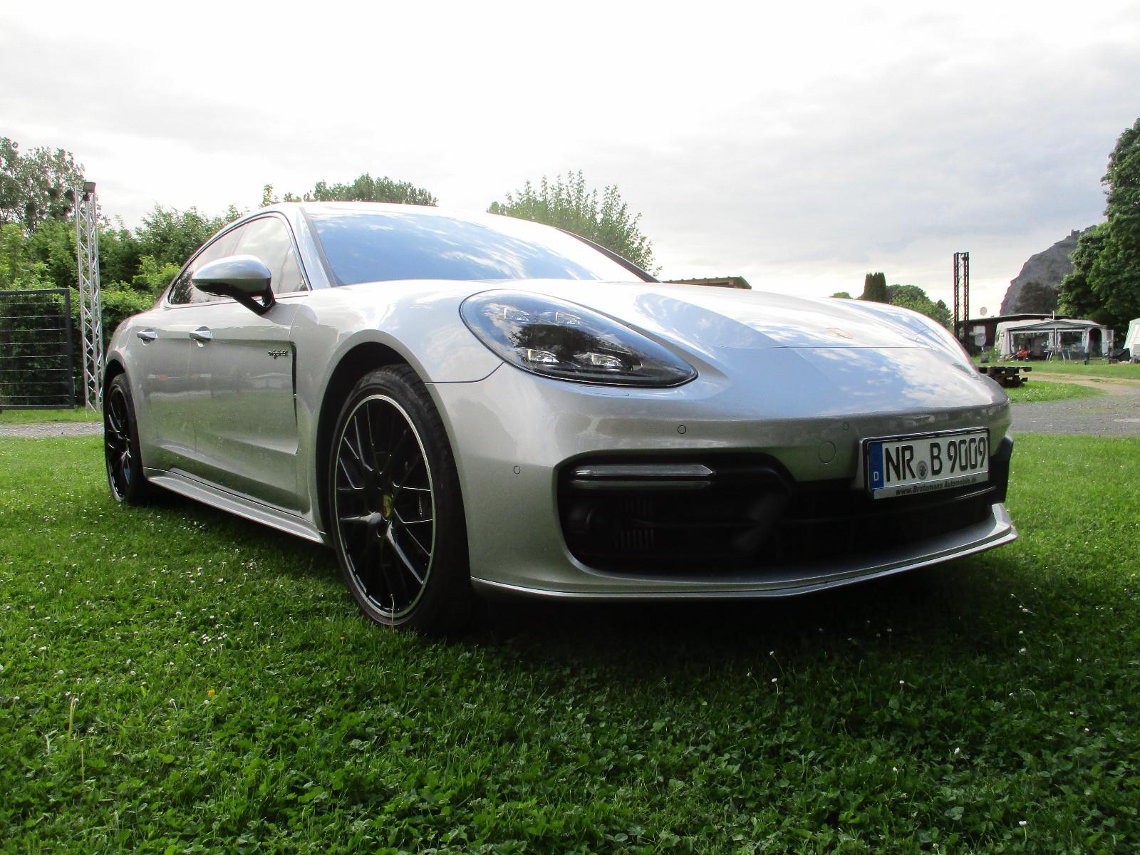 Porsche Panamera 4 E-Hybrid Sport-Design-Paket