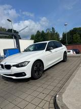 BMW  Baureihe 3 Lim. 318 Advantage Motor 2... - BMW 318: Motor