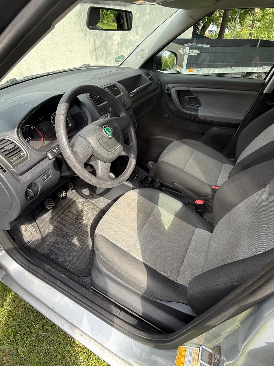 Skoda Fabia 2010 — photo 11
