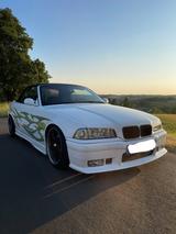 BMW 320i Cabrio 320i - gebrauchte BMW 320 aus dem Jahr 1995