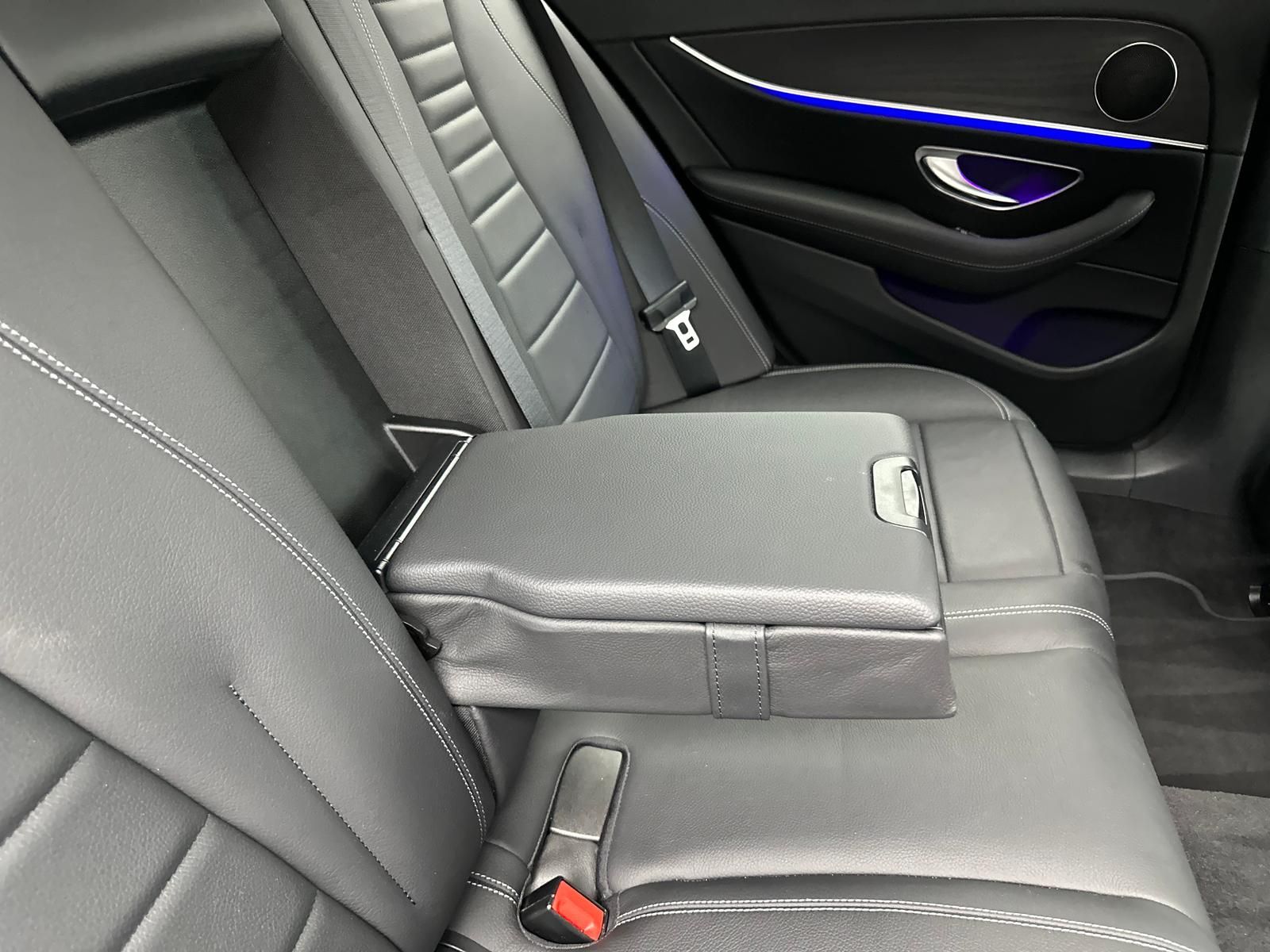 Fahrzeugabbildung Mercedes-Benz E220d AMG/MBUX/MEMORY/360°/LED/AMBIENTE/DAB/ILS+
