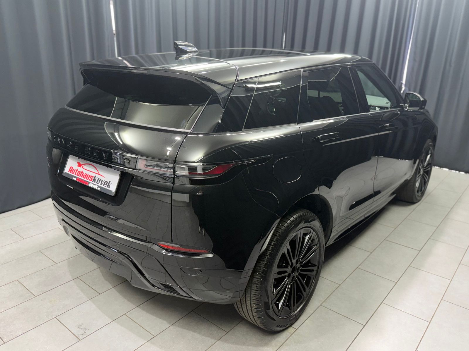 Fahrzeugabbildung Land Rover Range Rover Evoque Dynamic SE |AHK|MERIDIAN|360°