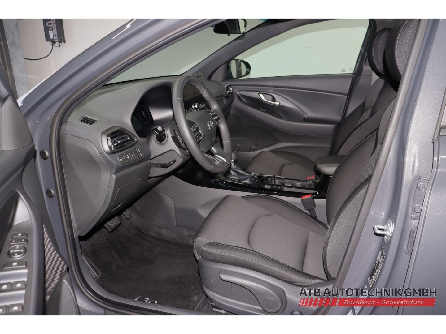 Fahrzeugabbildung Hyundai i30 Kombi Advantage 1.5 T-GDi 48V DCT