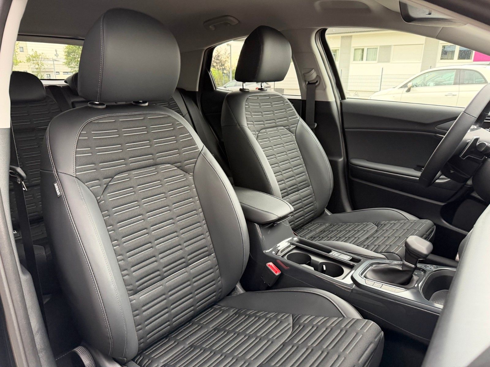 Fahrzeugabbildung Kia XCeed 1.6T 150 DCT SPIRIT SD