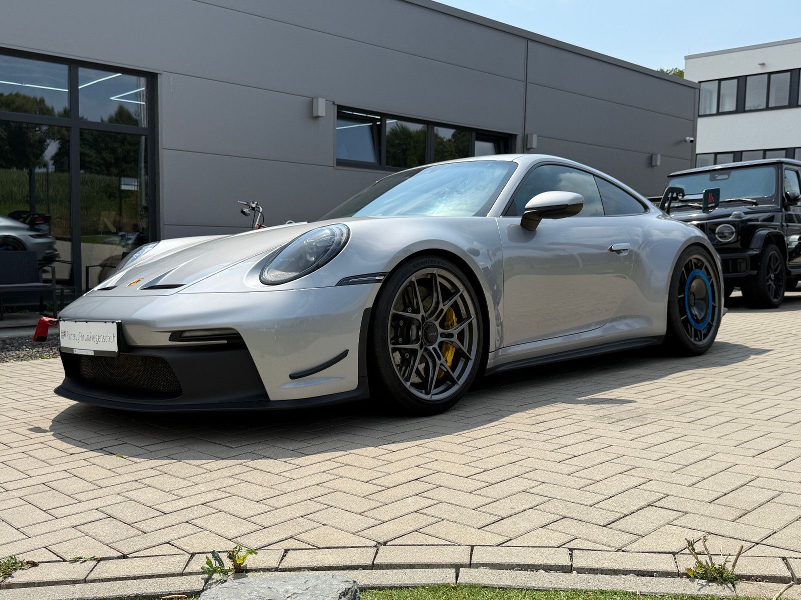 Fahrzeugabbildung Porsche 911/992.1 GT3 Manthey Kit, Lift, Approved,Steuer