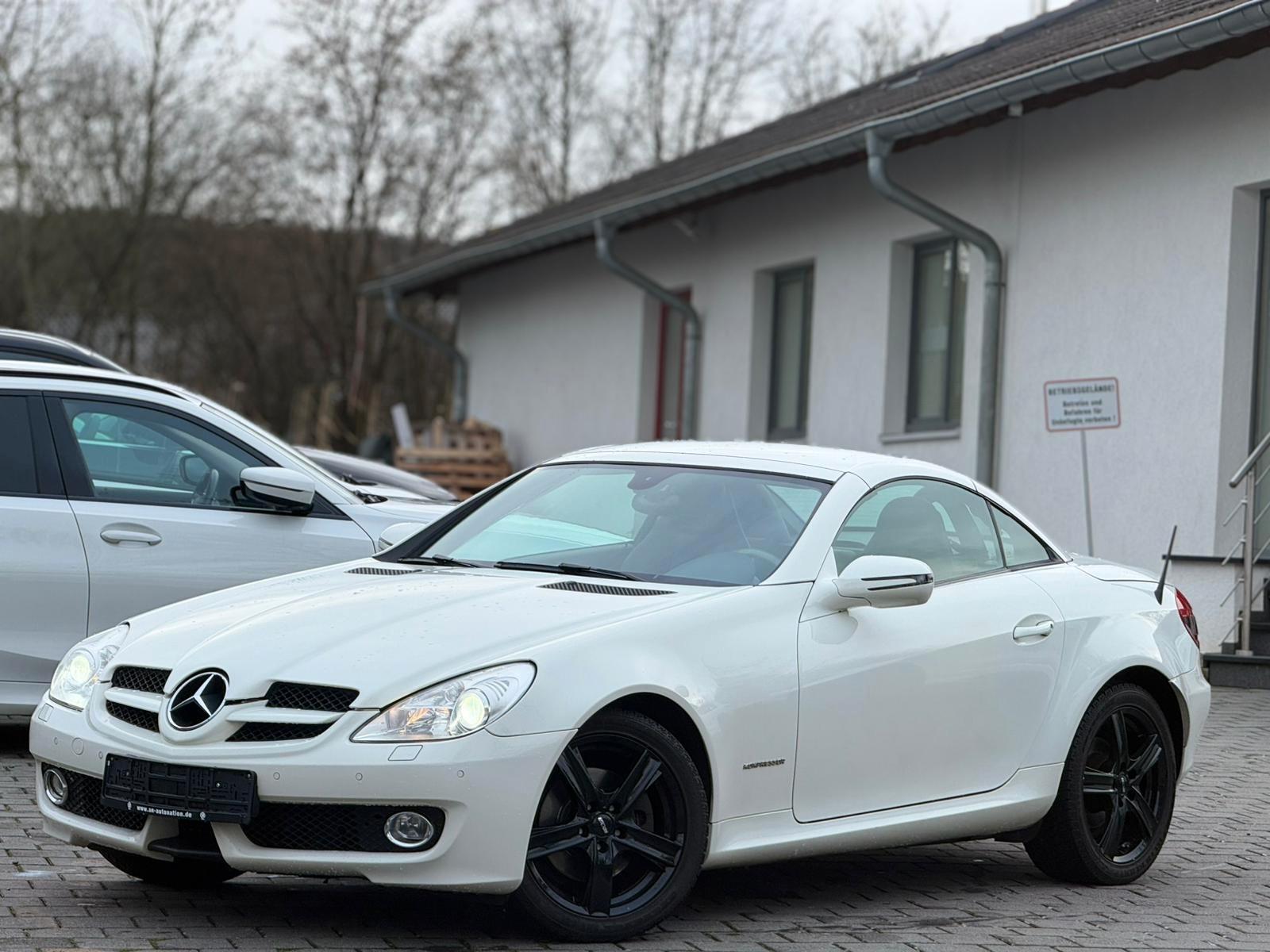 Mercedes-Benz SLK 200 Kompressor NAVI XENON PDCvh TMPT ALU