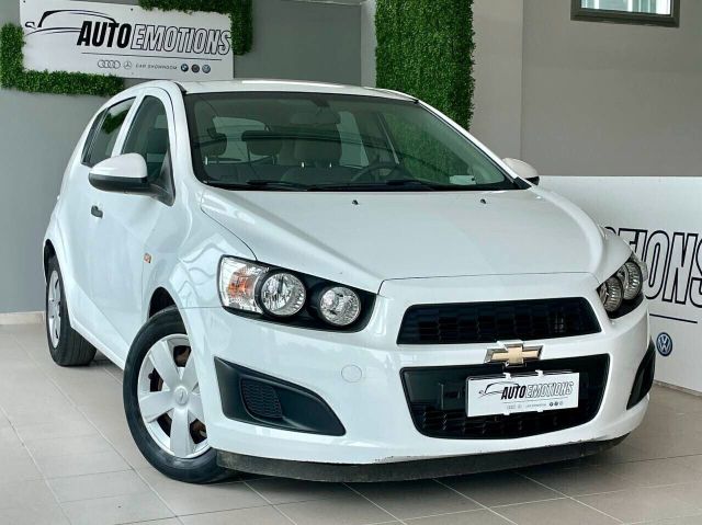 Chevrolet Aveo 1.2 - Clima & Cruise Control