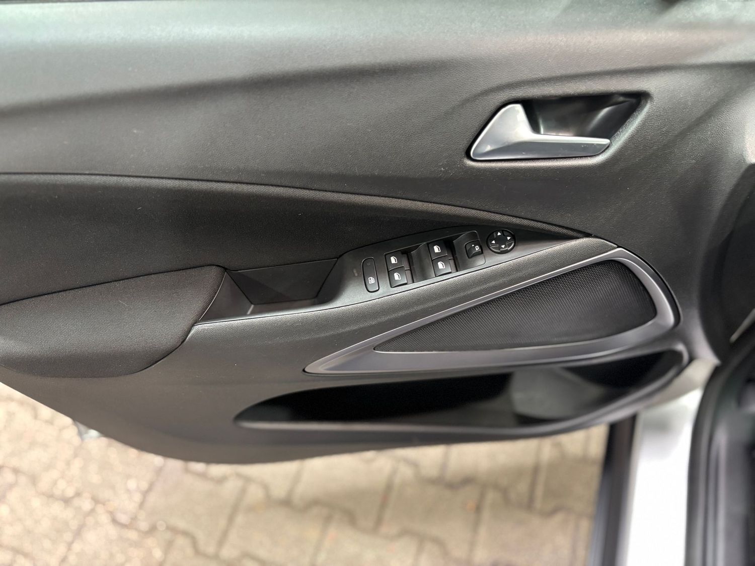 Fahrzeugabbildung Opel Crossland X 1.2 Turbo Enjoy#LED#Navi#Klima