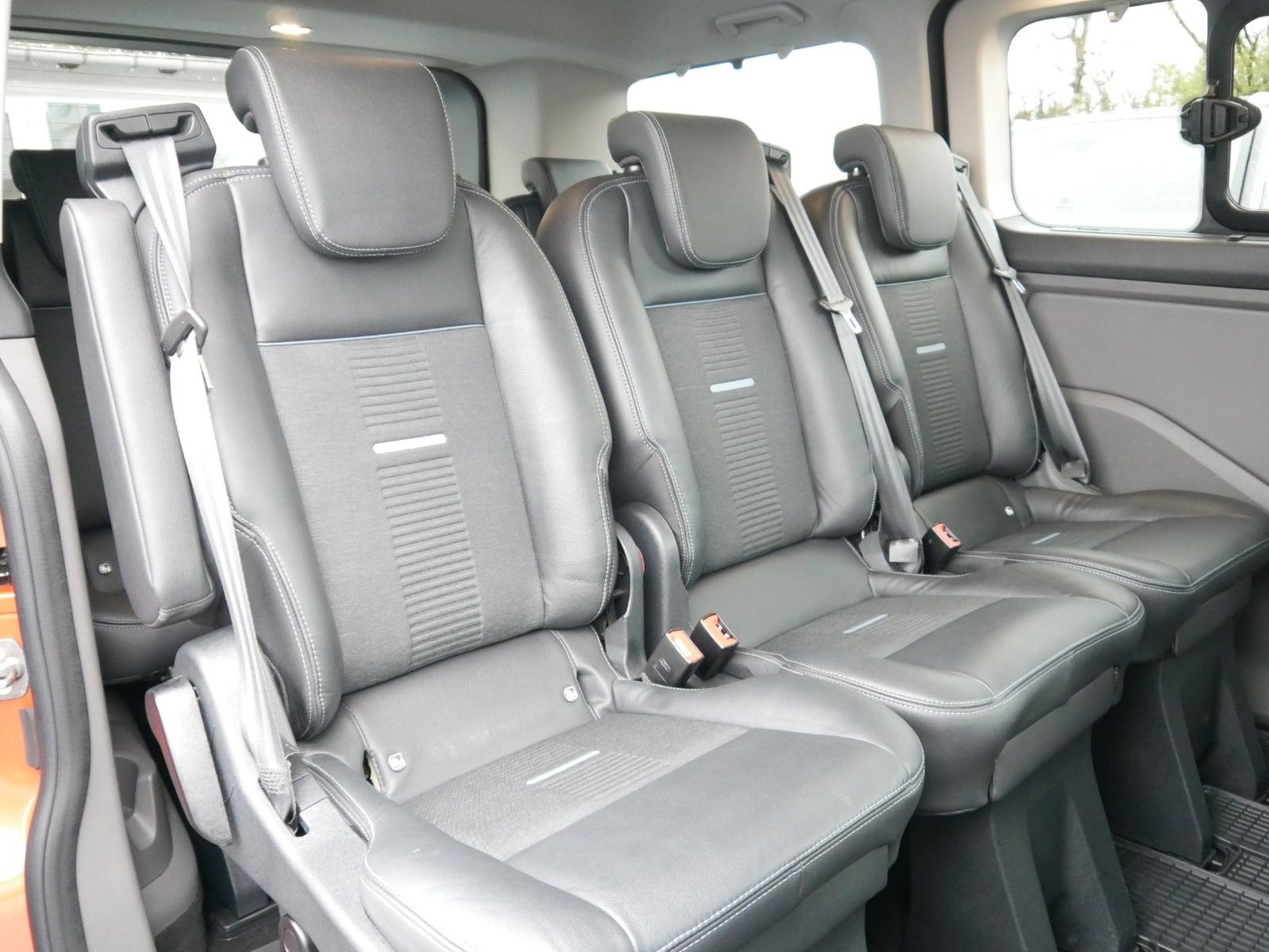 Ford Tourneo Custom Active Xenon BLIS ACC AHZV foto 23