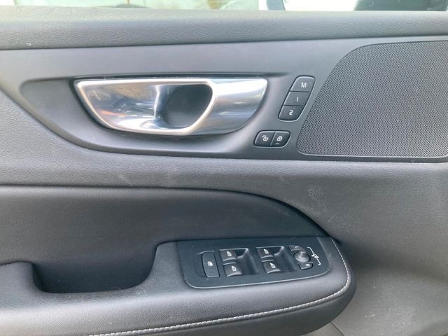 V60 T8 R Design Recharge Plug-In Hybrid AWD - Photo 13