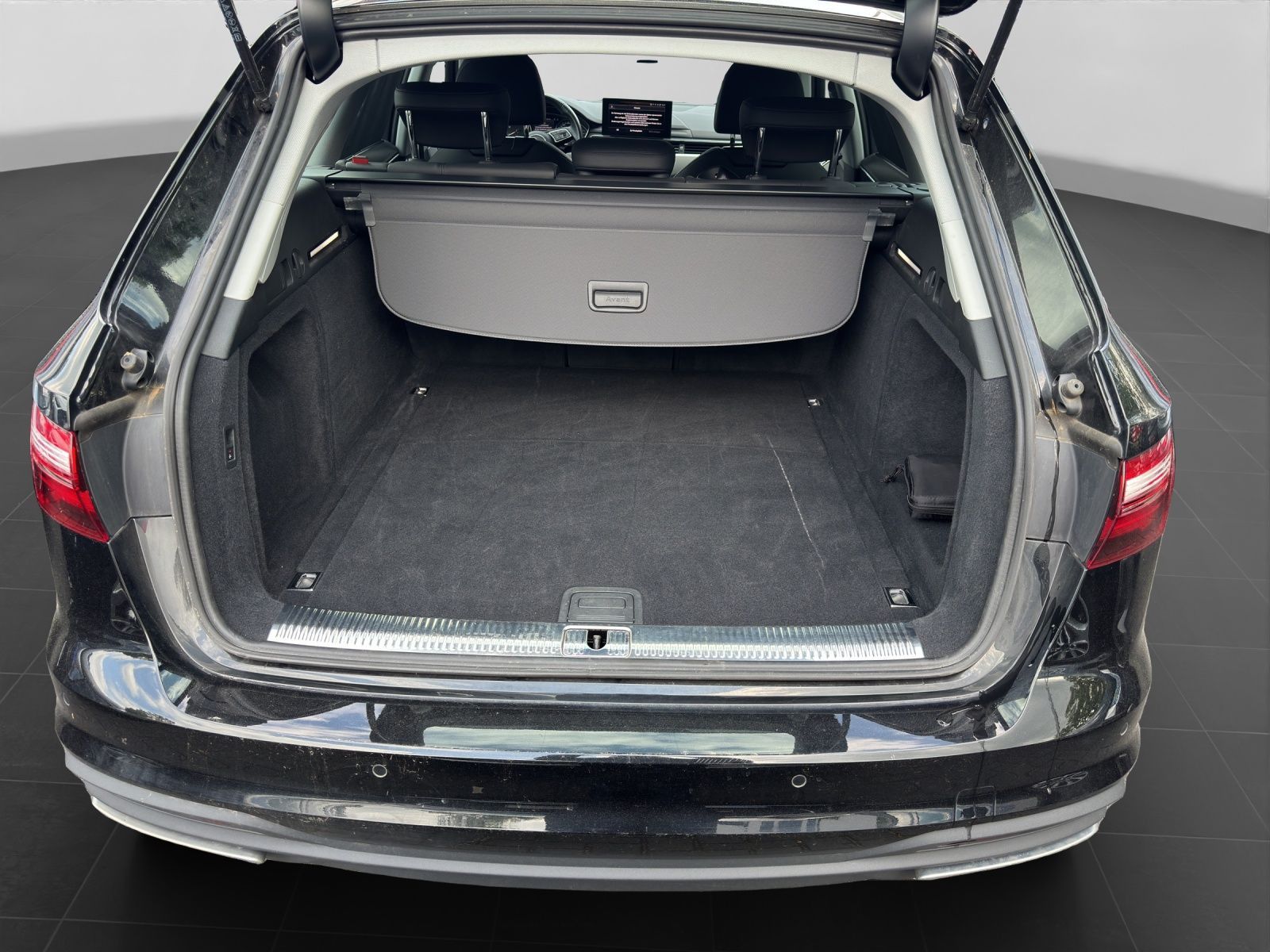 Audi A4 - Bild 18