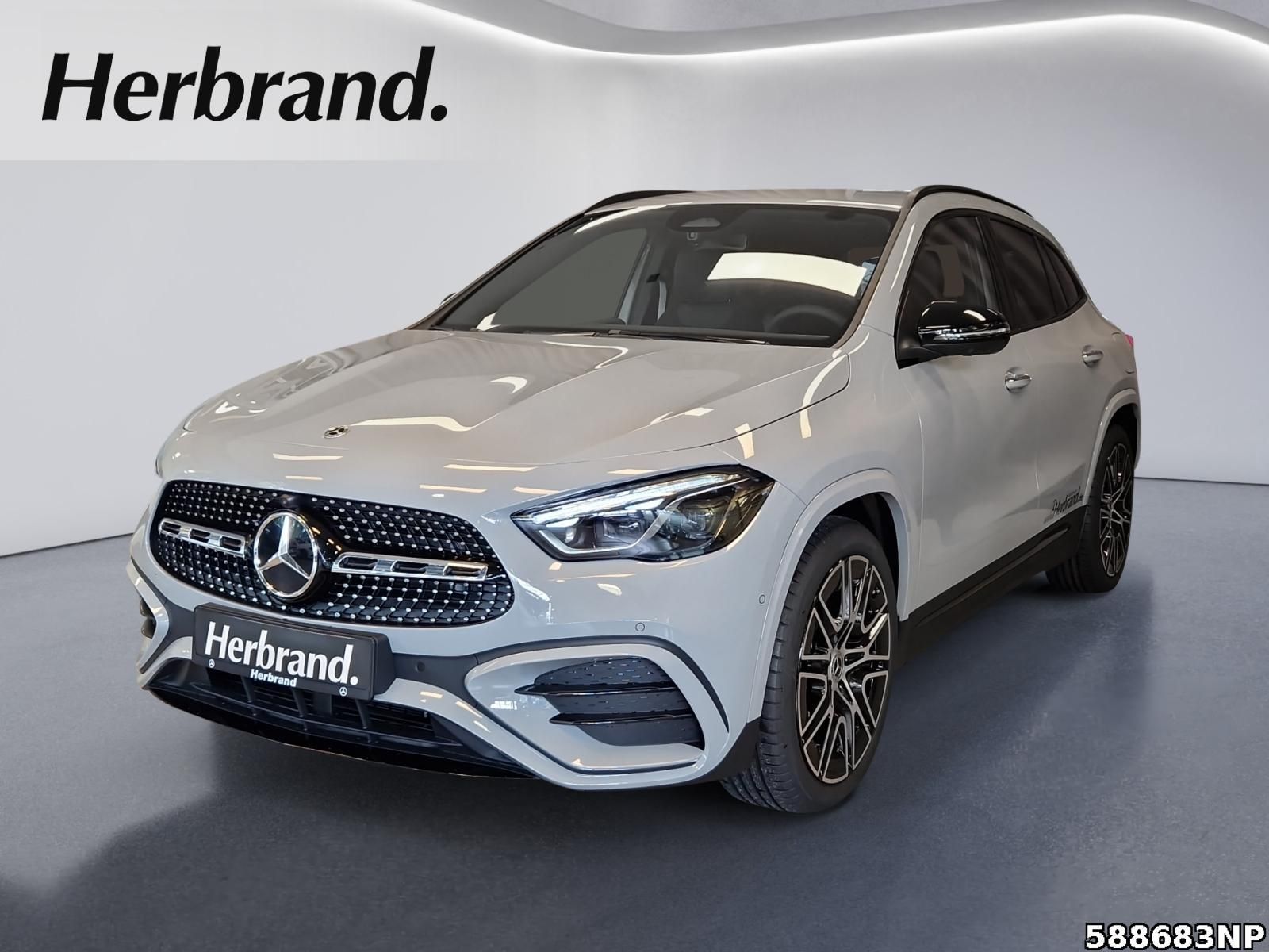 MERCEDES-BENZ GLA 200 SPECIAL-EDITION+20"+MULTIBEAM+360°+AHK