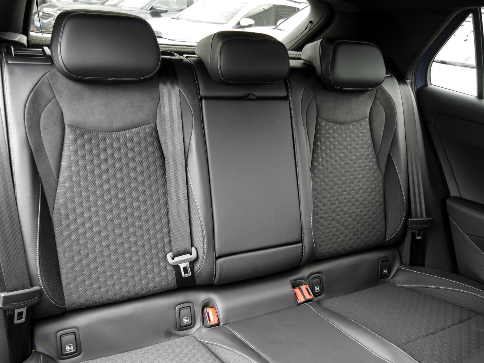 Volkswagen T-Roc - Bild 4