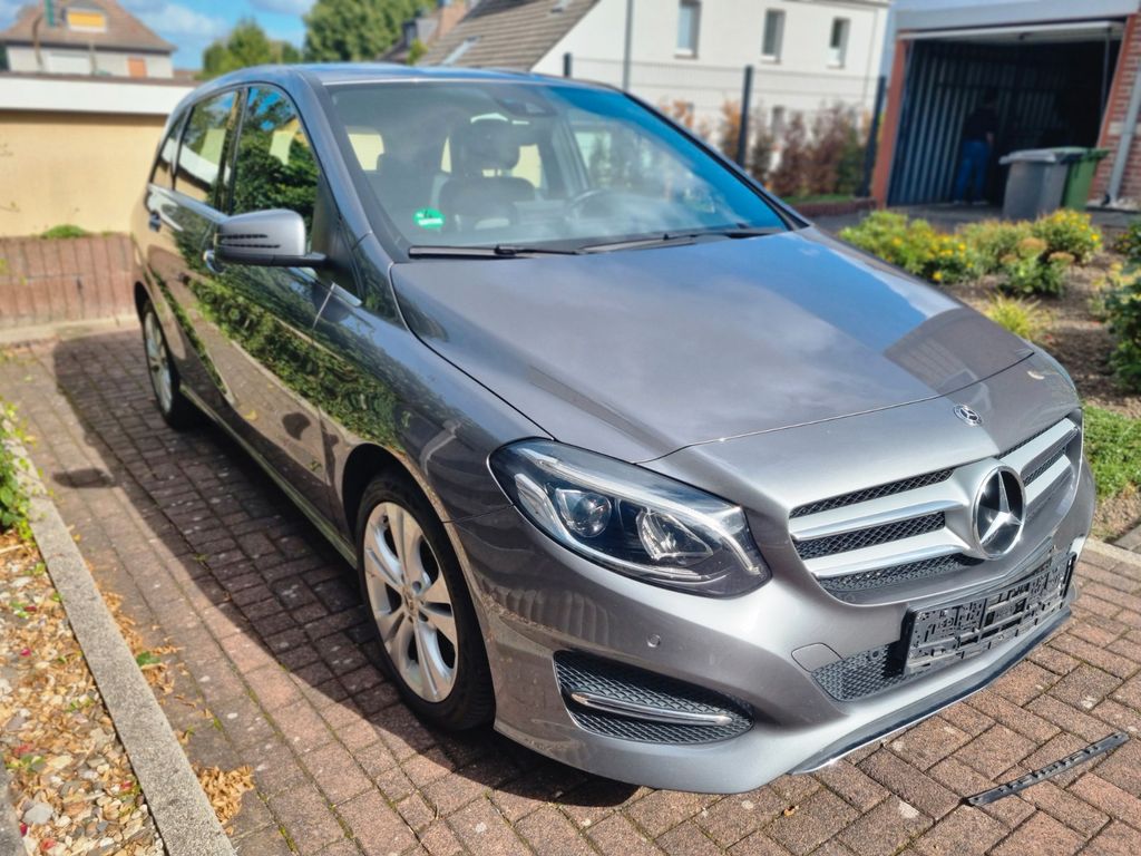 Image of Mercedes-Benz B 200