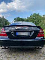 Mercedes-Benz Mercedes E500 - Mercedes-Benz E 500 in Duisburg