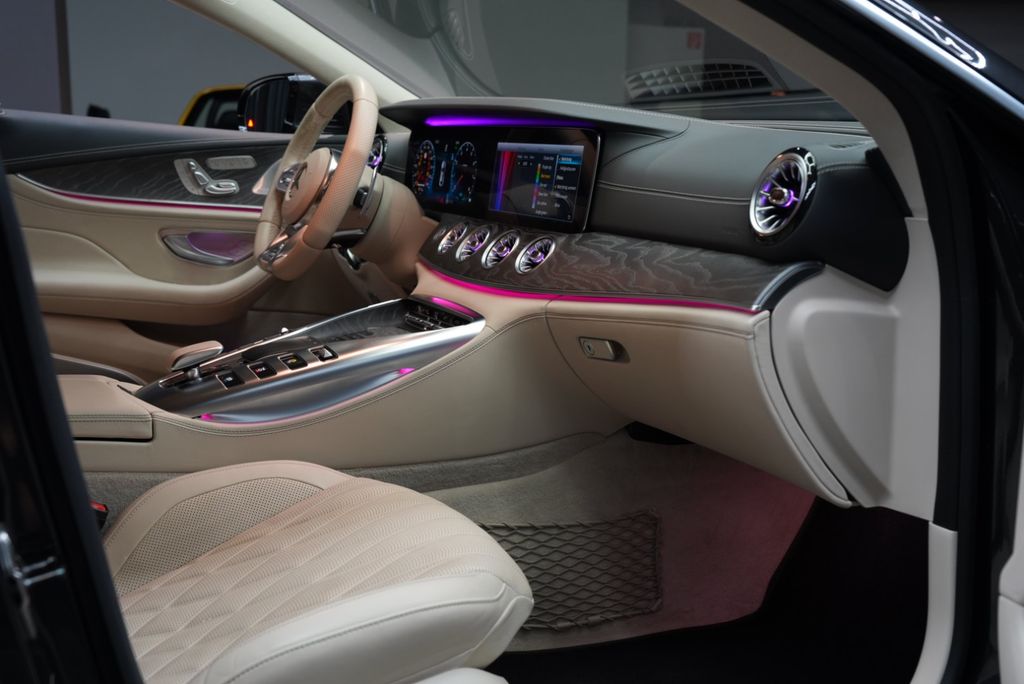 MERCEDES-BENZ AMG GT 53 4Matic+*BURM*360*MASSAGE*V8*1HAND*VOLL MERCEDES-BENZ AMG GT 53 4Matic+*BURM*360*MASSAGE*V8*1HAND*VOLL