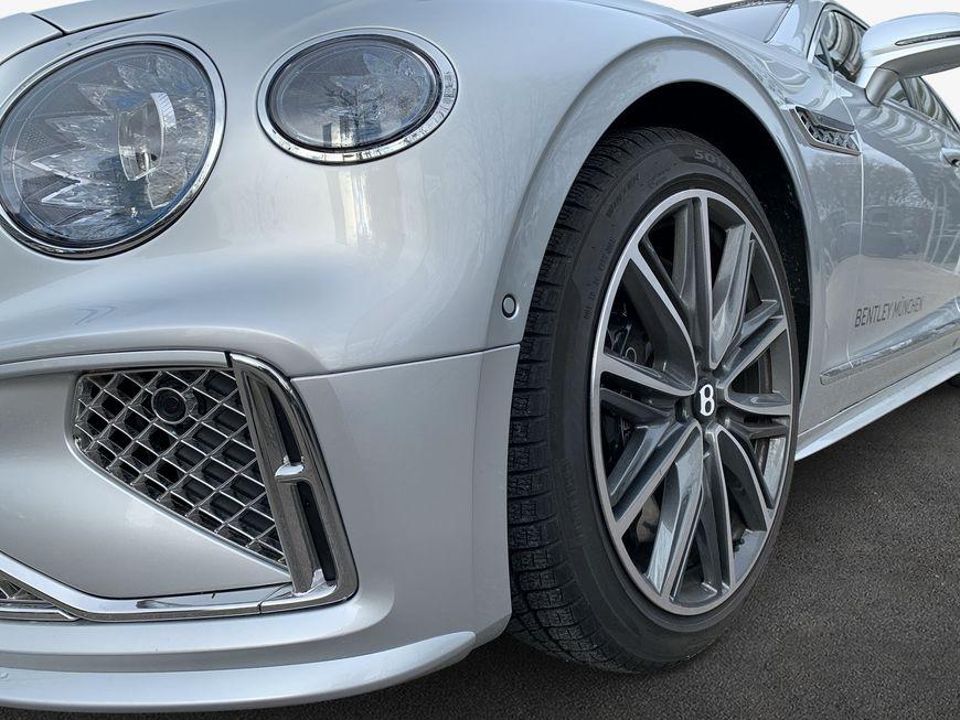 Bentley New Flying Spur V8 Hybrid Mulliner