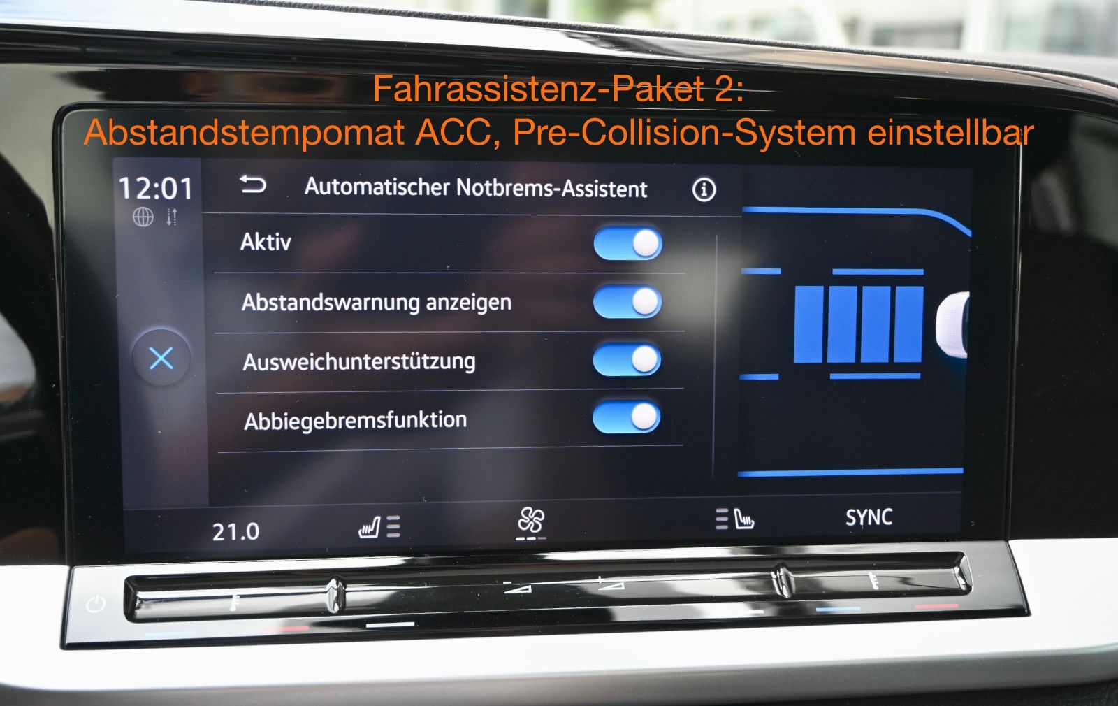 Fahrzeugabbildung Ford Grand Tourneo 2.0 d Titanium Aut °PANO°KAM°8FACH