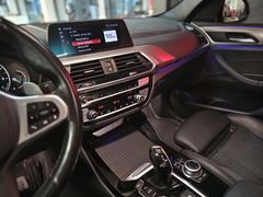 Fahrzeugabbildung BMW X4 xDrive 20 i *M-SPORT* (HUD/ACC/CAM/AHK/ 1.HD!