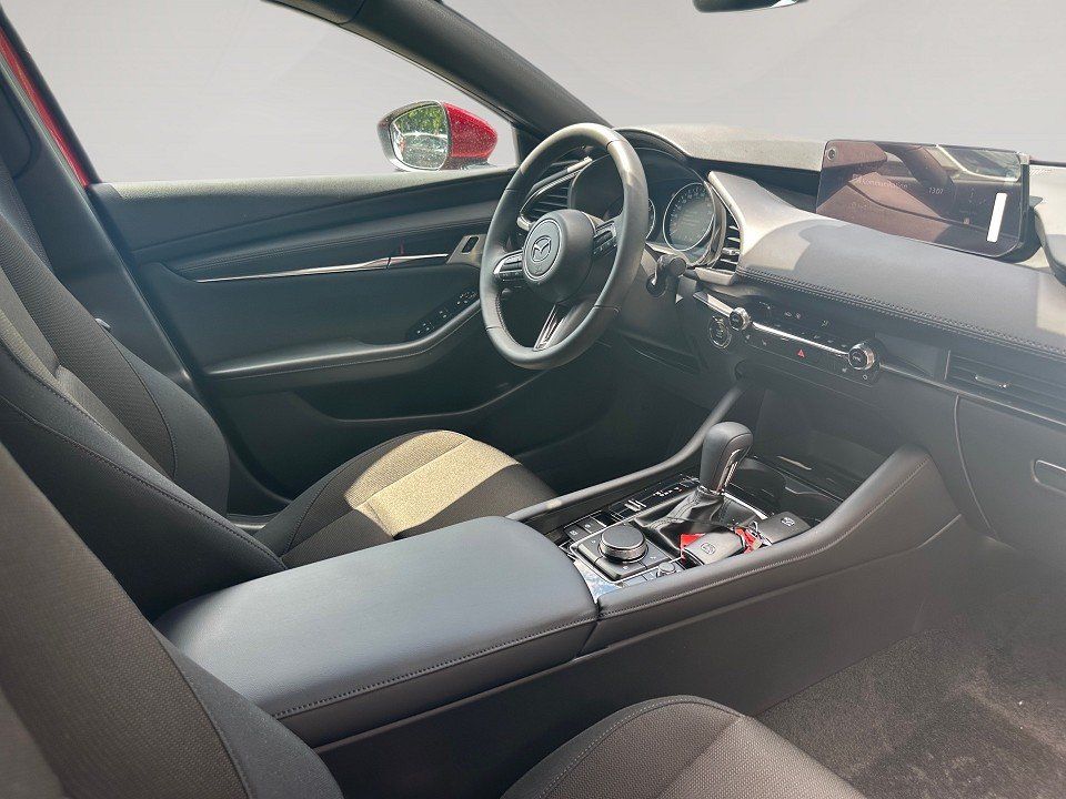 Fahrzeugabbildung Mazda 3 2.5i 140PS A/T Exclusive