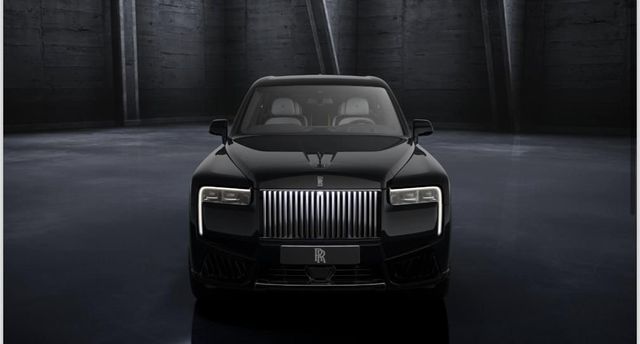 Rolls-Royce Cullinan 4-Seats/Starlight/Black Badge/Facelift